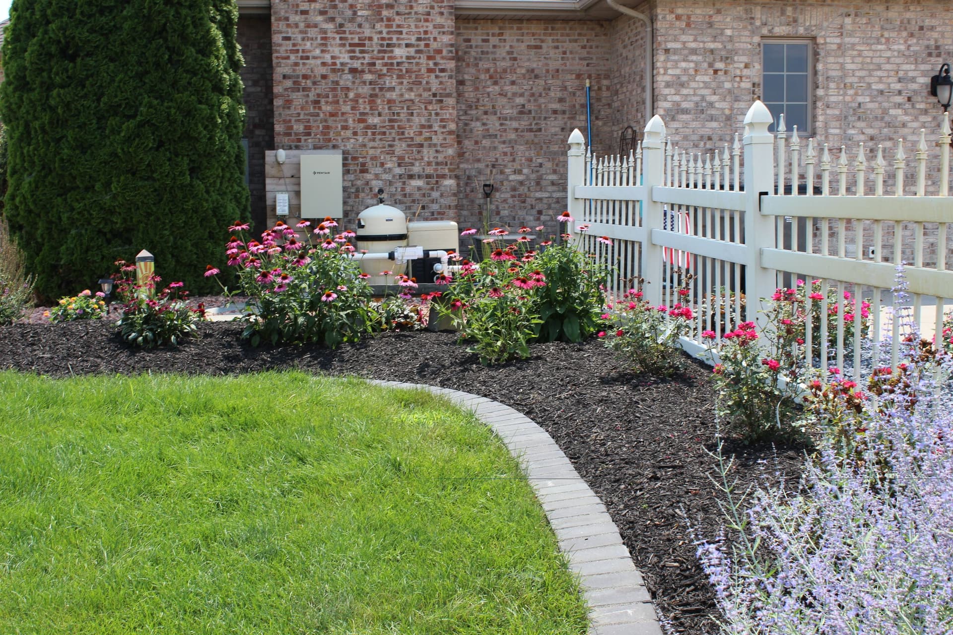 Gallery photos for Elegant Landscape Design in Goshen: Image #1